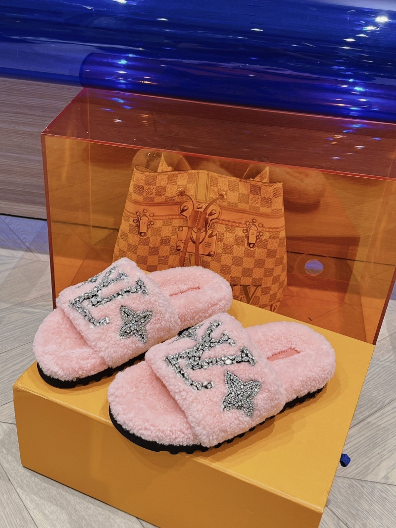 Louis Vuitton Slippers